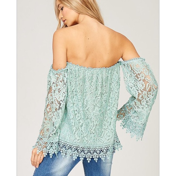 🎉HP🎉Sage Lace Off Shoulder Top - Picture 3 of 7